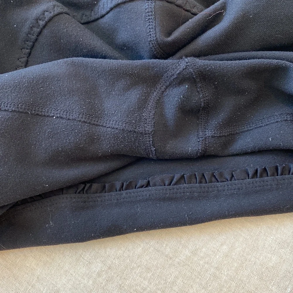 Lululemon legging - Picture 5 of 8